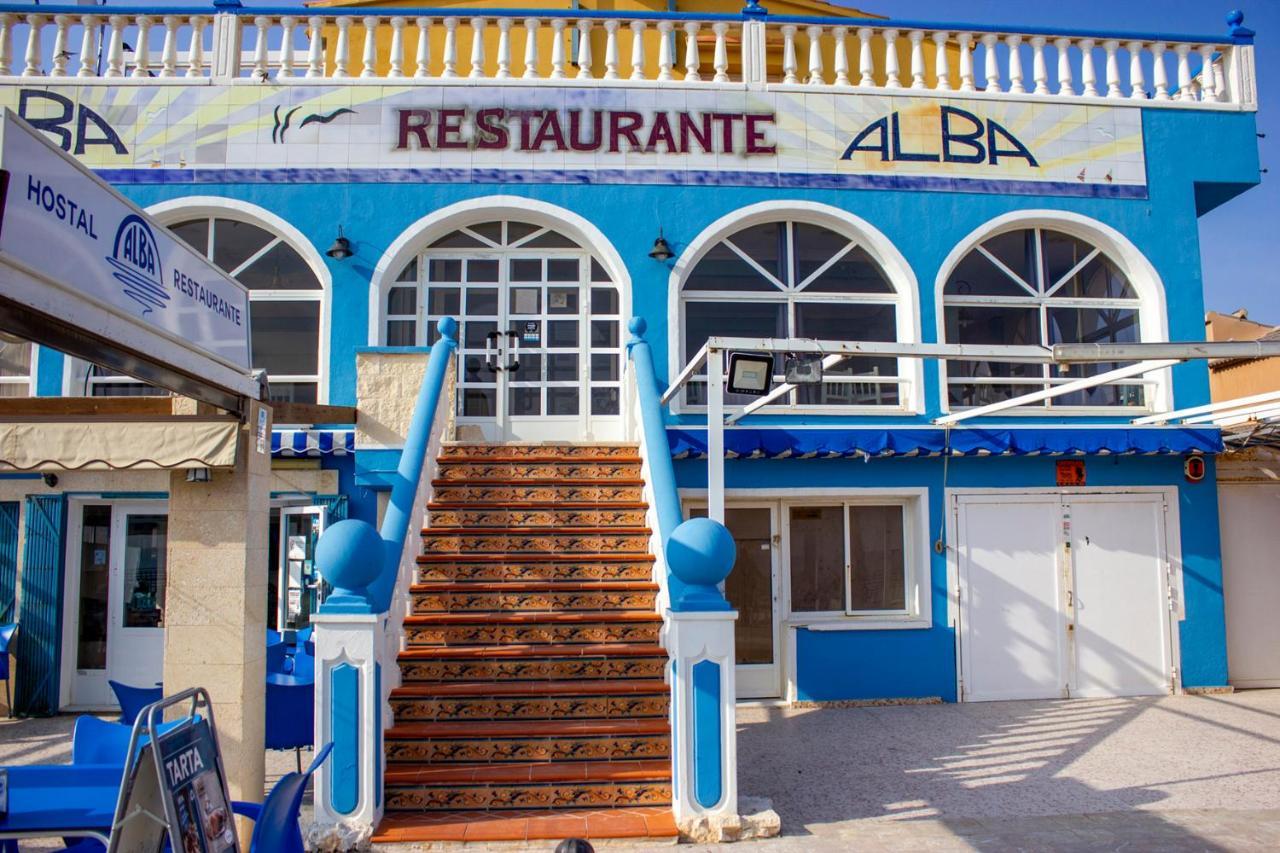 Hostal Alba La Mata  Luaran gambar